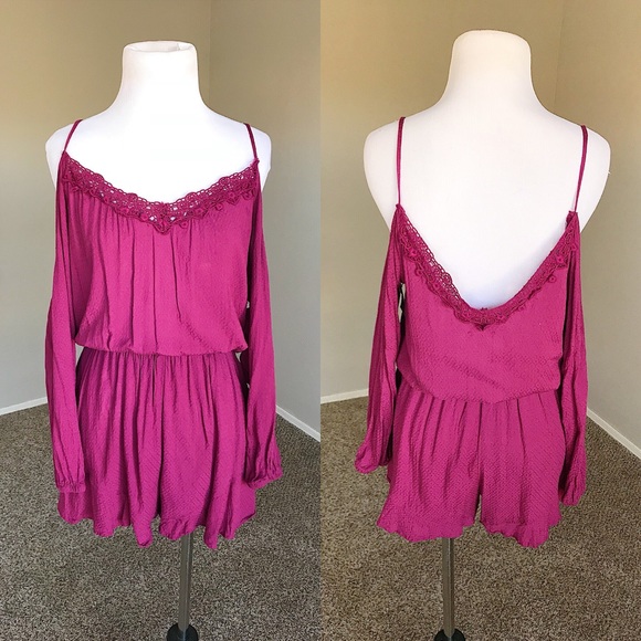 {Ecote} Romper Worn by VS Angel Taylor Hill - Picture 2 of 4